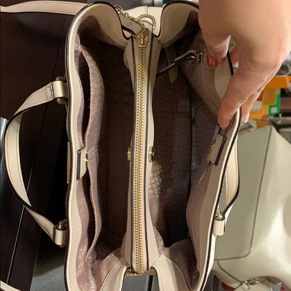 Kate Spade Laurel Way Evangelie Shoulder Bag - Picture 2 of 4